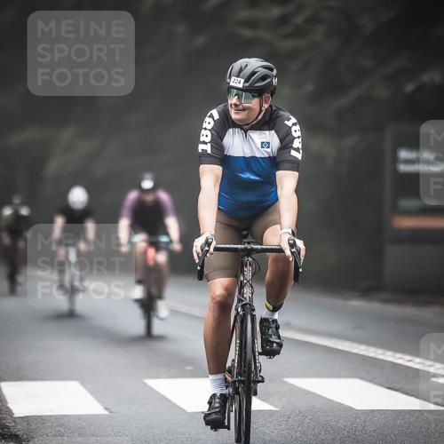 13.09.2026 - Stadtparktriathlon H.Heesch http://msf.ph/oto/10363634 13.09.2026 10:08:57 Radfahren 224, 236, 244, 279, 289, 301, 327, 340 meine-sportfotos.de