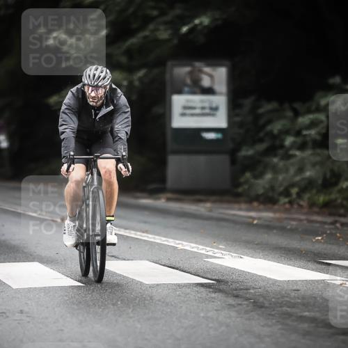 13.09.2026 - Stadtparktriathlon H.Heesch http://msf.ph/oto/10363641 13.09.2026 13:11:32 Radfahren 1200, 1250, 1348, 1359, 1445, 1465 meine-sportfotos.de