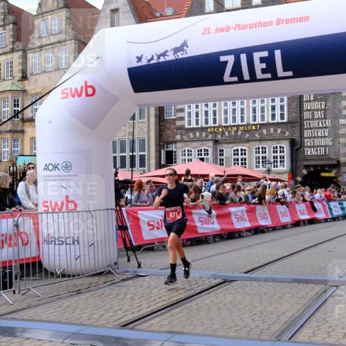 13.09.2026 - 21. swb-Marathon Bremen Tim E. http://msf.ph/oto/10363654 13.09.2026 13:01:04 Ziel 371, 453, 2141, 4904, 8749, 9849 meine-sportfotos.de