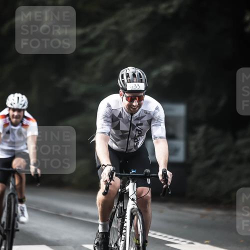 13.09.2026 - Stadtparktriathlon H.Heesch http://msf.ph/oto/10363693 13.09.2026 11:20:31 Radfahren 633, 643, 670, 815 meine-sportfotos.de