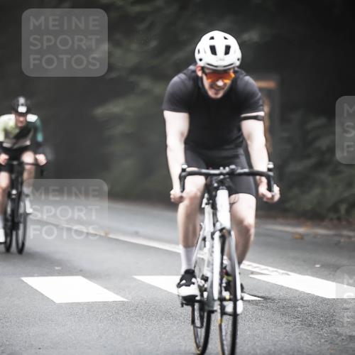 13.09.2026 - Stadtparktriathlon H.Heesch http://msf.ph/oto/10363700 13.09.2026 10:09:01 Radfahren 224, 241, 244, 279, 289, 327 meine-sportfotos.de