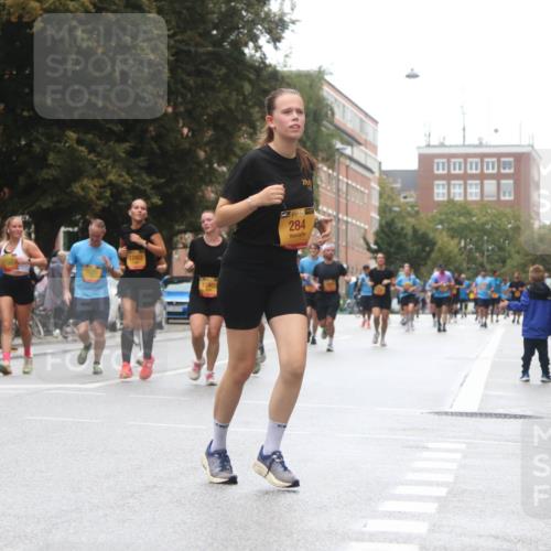 13.09.2026 - Kiel Lauf Markus Tischler http://msf.ph/oto/10363704 13.09.2026 11:56:01 Fleethörn 12402, 12403, 38, 284 meine-sportfotos.de