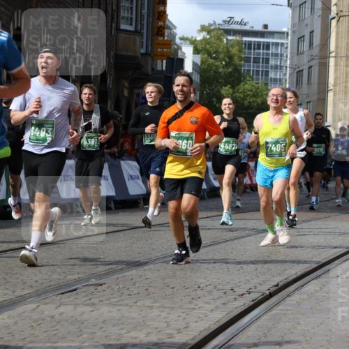 13.09.2026 - 21. swb-Marathon Bremen Strokosch-Dieckow http://msf.ph/oto/10363712 13.09.2026 13:35:00 Ziel 784, 809, 1210, 1395, 1871, 1967, 2525, 2561, 2831, 3052, 3058, 3318, 3353, 3380, 3388, 3409, 3765, 3842, 4537, 5378, 5488, 5694, 5760, 6128, 6168, 6244, 7168, 7443, 7833, 8182, 8381, 8453, 8493, 8552, 8683, 9038, 9751, 9788, 9820, 536, 2366, 2492, 3063, 3311, 3916, 4487, 4635, 4985, 5016, 5125, 5647, 6391, 6403, 6750, 7123, 7405, 7657, 7703, 7750, 7998, 8300, 8328, 9017, 9216, 9526, 9527, 13051, 13060 meine-sportfotos.de