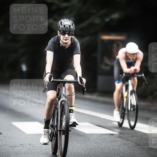 13.09.2026 - Stadtparktriathlon H.Heesch http://msf.ph/oto/10363715 13.09.2026 13:11:45 Radfahren 1196, 1220, 1291, 1336, 1392, 1443 meine-sportfotos.de