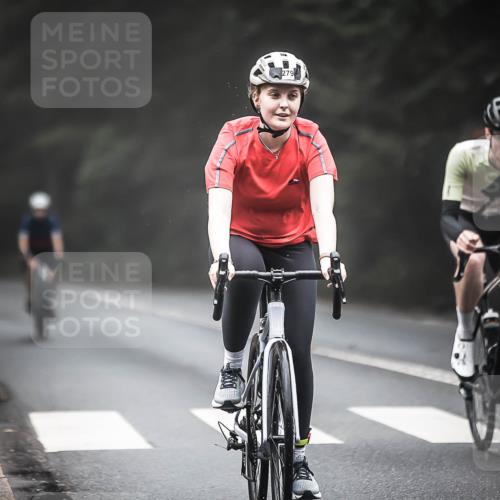 13.09.2026 - Stadtparktriathlon H.Heesch http://msf.ph/oto/10363730 13.09.2026 10:09:02 Radfahren 224, 241, 244, 279, 289, 327 meine-sportfotos.de