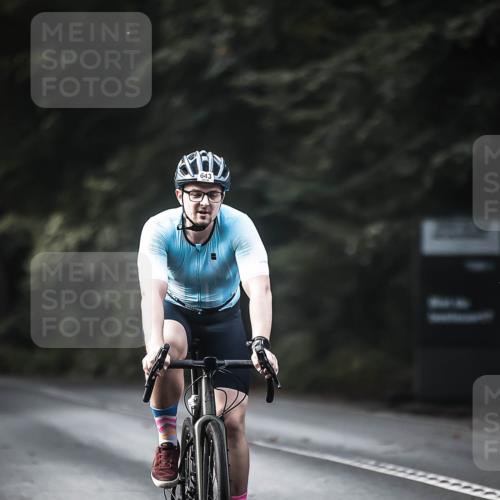 13.09.2026 - Stadtparktriathlon H.Heesch http://msf.ph/oto/10363742 13.09.2026 11:20:35 Radfahren 633, 643, 670, 815 meine-sportfotos.de