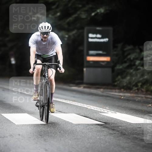 13.09.2026 - Stadtparktriathlon H.Heesch http://msf.ph/oto/10363754 13.09.2026 13:11:47 Radfahren 1196, 1220, 1291, 1336, 1378, 1392, 1443 meine-sportfotos.de