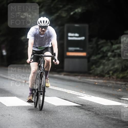 13.09.2026 - Stadtparktriathlon H.Heesch http://msf.ph/oto/10363759 13.09.2026 13:11:47 Radfahren 1196, 1220, 1291, 1336, 1378, 1392, 1443 meine-sportfotos.de