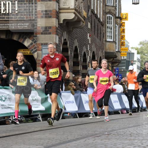 13.09.2026 - 21. swb-Marathon Bremen Strokosch-Dieckow http://msf.ph/oto/10363777 13.09.2026 10:59:23 Ziel 10383, 10415, 10427, 10477, 10668, 10787, 10843, 11034, 11267, 11278, 11602, 11913, 12015, 12118, 12127, 12130, 12131, 12200, 12271, 12297, 12414, 10147, 10377, 10745, 10922, 11151, 11207, 11519, 11594, 11873, 12295, 12481, 12527 meine-sportfotos.de