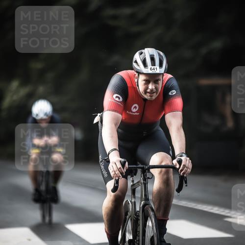 13.09.2026 - Stadtparktriathlon H.Heesch http://msf.ph/oto/10363829 13.09.2026 11:20:46 Radfahren 594, 602, 630, 641, 668, 824 meine-sportfotos.de