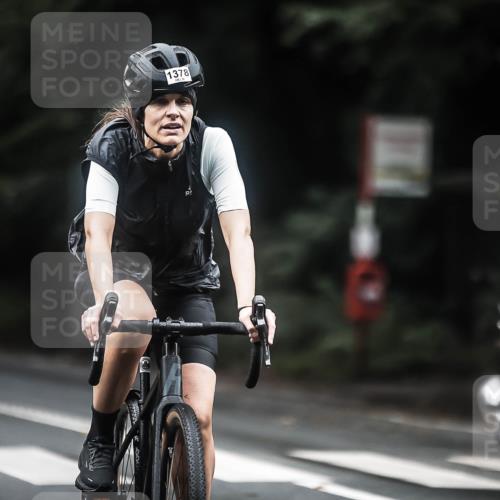13.09.2026 - Stadtparktriathlon H.Heesch http://msf.ph/oto/10363832 13.09.2026 13:11:53 Radfahren 1196, 1287, 1336, 1338, 1378, 1392 meine-sportfotos.de