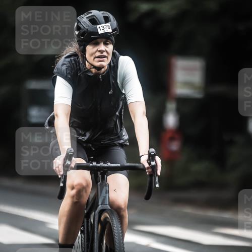 13.09.2026 - Stadtparktriathlon H.Heesch http://msf.ph/oto/10363839 13.09.2026 13:11:53 Radfahren 1196, 1287, 1336, 1338, 1378, 1392 meine-sportfotos.de