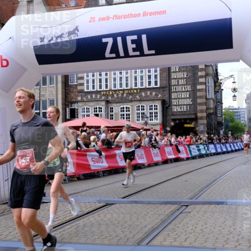 13.09.2026 - 21. swb-Marathon Bremen Tim E. http://msf.ph/oto/10363845 13.09.2026 13:01:29 Ziel 1411, 1619, 3019, 4328, 5663 meine-sportfotos.de