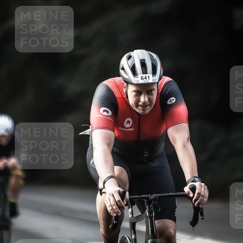 13.09.2026 - Stadtparktriathlon H.Heesch http://msf.ph/oto/10363846 13.09.2026 11:20:46 Radfahren 594, 602, 630, 641, 668, 824 meine-sportfotos.de