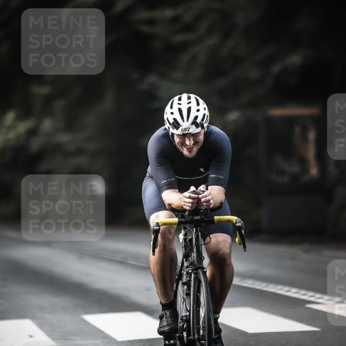 13.09.2026 - Stadtparktriathlon H.Heesch http://msf.ph/oto/10363860 13.09.2026 11:20:47 Radfahren 594, 602, 630, 641, 668, 824 meine-sportfotos.de