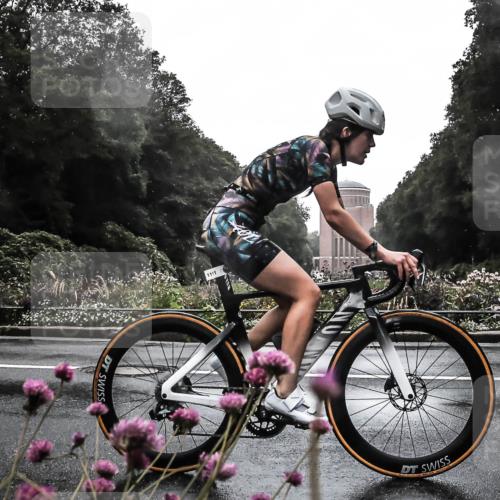 13.09.2026 - Stadtparktriathlon H.Heesch http://msf.ph/oto/10363879 13.09.2026 12:31:46 Radfahren 977, 1044, 1084, 1111 meine-sportfotos.de