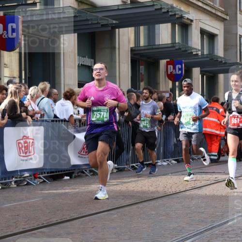 13.09.2026 - 21. swb-Marathon Bremen Strokosch-Dieckow http://msf.ph/oto/10363883 13.09.2026 13:37:01 Ziel 270, 391, 448, 869, 1180, 1854, 1991, 2531, 3323, 3333, 3627, 3732, 3823, 3894, 4628, 4932, 4947, 5388, 5547, 5577, 5612, 5738, 5791, 6046, 6629, 6904, 6947, 6961, 7006, 7074, 7571, 8268, 8439, 8443, 8458, 8553, 8748, 8753, 9140, 9317, 9701, 10106, 13077, 551, 813, 843, 950, 1285, 1641, 1849, 1936, 2241, 2275, 2930, 3122, 3541, 3635, 3787, 3815, 3874, 3909, 3998, 4261, 4410, 4448, 5236, 5355, 6056, 6269, 6408, 6431, 7046 meine-sportfotos.de