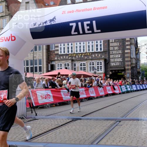 13.09.2026 - 21. swb-Marathon Bremen Tim E. http://msf.ph/oto/10363884 13.09.2026 13:01:29 Ziel 1411, 1619, 3019, 4328, 5663 meine-sportfotos.de