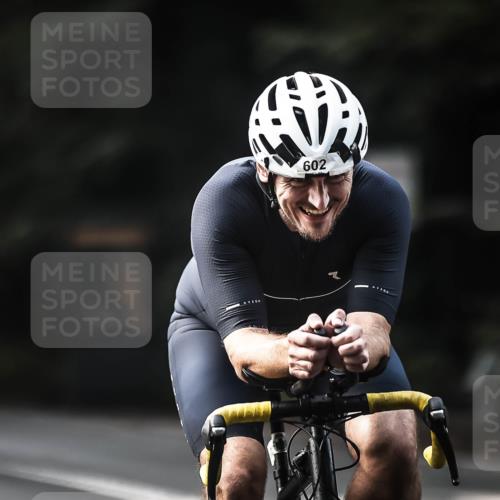 13.09.2026 - Stadtparktriathlon H.Heesch http://msf.ph/oto/10363900 13.09.2026 11:20:48 Radfahren 594, 602, 630, 635, 641, 668, 824 meine-sportfotos.de