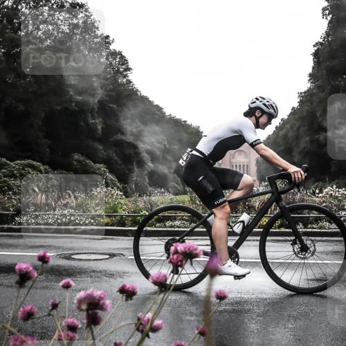13.09.2026 - Stadtparktriathlon H.Heesch http://msf.ph/oto/10363918 13.09.2026 12:32:00 Radfahren 954, 1039, 1114, 1143, 1174 meine-sportfotos.de