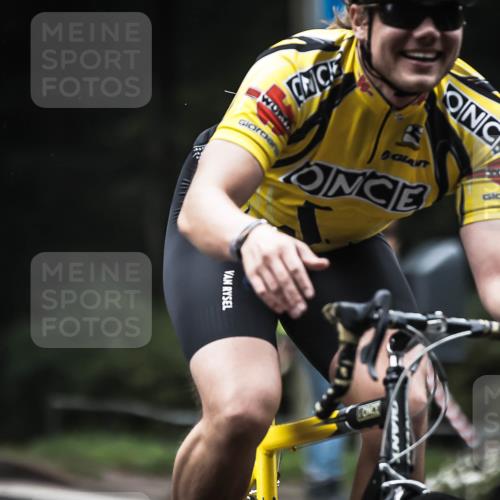 13.09.2026 - Stadtparktriathlon H.Heesch http://msf.ph/oto/10363921 13.09.2026 10:09:32 Radfahren 211, 245 meine-sportfotos.de