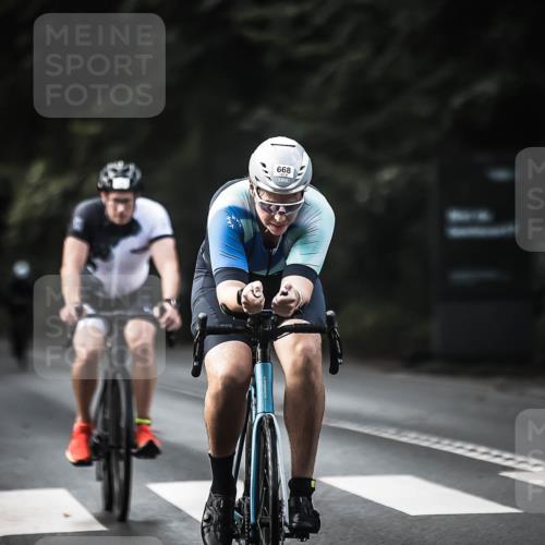 13.09.2026 - Stadtparktriathlon H.Heesch http://msf.ph/oto/10363930 13.09.2026 11:20:50 Radfahren 602, 630, 635, 641, 668, 686 meine-sportfotos.de