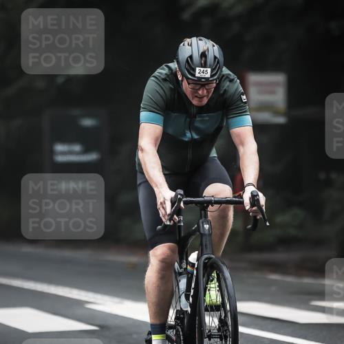 13.09.2026 - Stadtparktriathlon H.Heesch http://msf.ph/oto/10363943 13.09.2026 10:09:36 Radfahren 211, 245, 317 meine-sportfotos.de