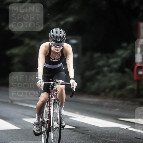 13.09.2026 - Stadtparktriathlon H.Heesch http://msf.ph/oto/10363960 13.09.2026 13:12:05 Radfahren 1260, 1275, 1374, 1408, 1431 meine-sportfotos.de