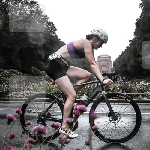13.09.2026 - Stadtparktriathlon H.Heesch http://msf.ph/oto/10363964 13.09.2026 12:32:40 Radfahren 1016, 1107, 1166 meine-sportfotos.de