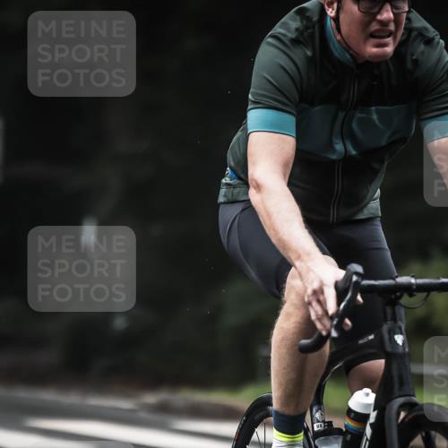 13.09.2026 - Stadtparktriathlon H.Heesch http://msf.ph/oto/10363971 13.09.2026 10:09:37 Radfahren 211, 245, 317 meine-sportfotos.de