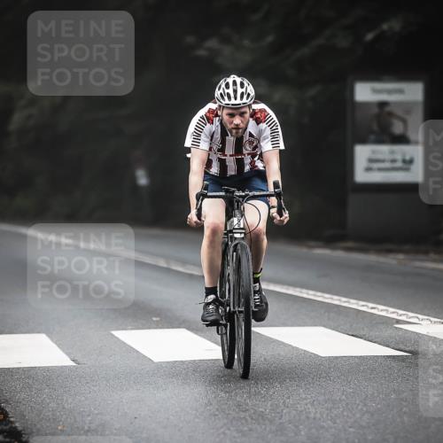 13.09.2026 - Stadtparktriathlon H.Heesch http://msf.ph/oto/10363981 13.09.2026 10:09:41 Radfahren 245, 249, 257, 317 meine-sportfotos.de