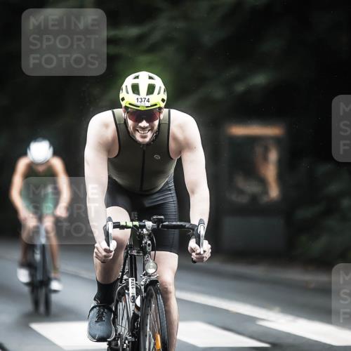 13.09.2026 - Stadtparktriathlon H.Heesch http://msf.ph/oto/10364001 13.09.2026 13:12:11 Radfahren 1374, 1408, 1409, 1431 meine-sportfotos.de