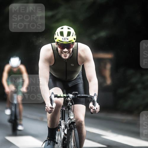 13.09.2026 - Stadtparktriathlon H.Heesch http://msf.ph/oto/10364015 13.09.2026 13:12:11 Radfahren 1374, 1408, 1409, 1431 meine-sportfotos.de