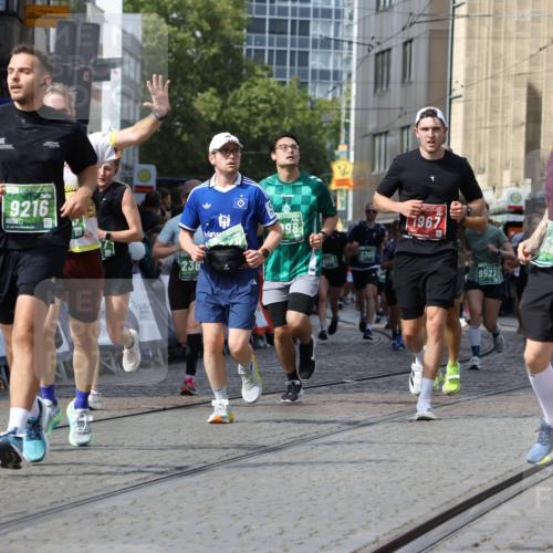 13.09.2026 - 21. swb-Marathon Bremen Strokosch-Dieckow http://msf.ph/oto/10364017 13.09.2026 13:35:04 Ziel 1210, 1395, 1871, 1967, 2525, 2561, 2755, 2831, 3052, 3058, 3181, 3353, 3380, 3388, 3765, 3842, 4537, 5378, 5415, 5488, 5684, 5694, 5760, 6085, 6128, 6168, 6244, 7443, 7462, 7833, 8155, 8182, 8453, 8493, 8552, 8683, 9038, 9751, 9788, 9820, 13180, 536, 2003, 2366, 2492, 2625, 3063, 3311, 3916, 4635, 4985, 5016, 6320, 6391, 6750, 7657, 7703, 7998, 8300, 8328, 9017, 9216, 9526, 9527 meine-sportfotos.de