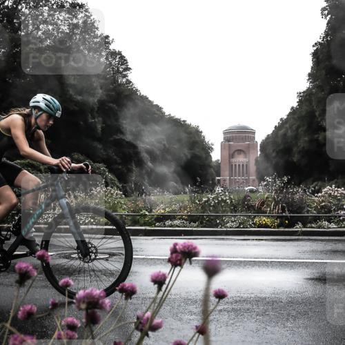 13.09.2026 - Stadtparktriathlon H.Heesch http://msf.ph/oto/10364064 13.09.2026 12:33:40 Radfahren 1129 meine-sportfotos.de