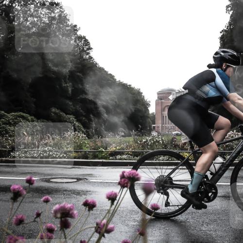 13.09.2026 - Stadtparktriathlon H.Heesch http://msf.ph/oto/10364079 13.09.2026 12:33:47 Radfahren 1008, 1093, 1099, 1117, 1131 meine-sportfotos.de