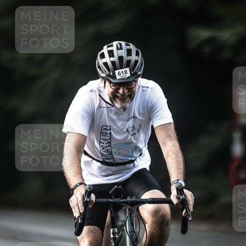 13.09.2026 - Stadtparktriathlon H.Heesch http://msf.ph/oto/10364110 13.09.2026 11:20:58 Radfahren 618, 621, 635, 665, 686, 745, 806 meine-sportfotos.de