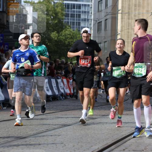 13.09.2026 - 21. swb-Marathon Bremen Strokosch-Dieckow http://msf.ph/oto/10364132 13.09.2026 13:35:05 Ziel 489, 1210, 1395, 1967, 2525, 2561, 2755, 2831, 3052, 3058, 3181, 3217, 3353, 3380, 3388, 3765, 3768, 3842, 4537, 5378, 5415, 5684, 5694, 5760, 6085, 6128, 6168, 6244, 7443, 7462, 7833, 8155, 8182, 8453, 8493, 8552, 8683, 9038, 9751, 9788, 9820, 13180, 536, 2003, 2366, 2492, 2625, 2866, 3063, 3311, 3916, 4062, 4635, 4985, 5016, 6320, 6750, 7305, 7657, 7703, 7998, 8300, 8328, 9017, 9216, 9526, 9527 meine-sportfotos.de