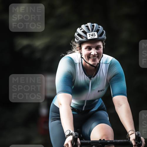 13.09.2026 - Stadtparktriathlon H.Heesch http://msf.ph/oto/10364163 13.09.2026 11:21:01 Radfahren 618, 621, 665, 686, 741, 745, 806 meine-sportfotos.de
