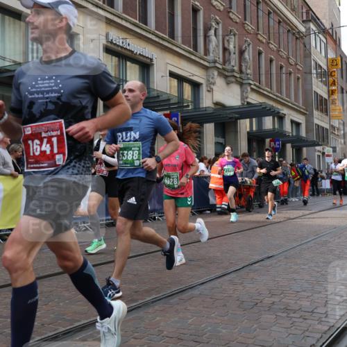 13.09.2026 - 21. swb-Marathon Bremen Strokosch-Dieckow http://msf.ph/oto/10364164 13.09.2026 13:37:07 Ziel 270, 391, 448, 869, 1180, 3323, 3333, 3627, 3804, 3823, 4155, 4300, 4433, 4628, 5388, 5612, 5738, 5791, 6804, 6904, 6911, 6947, 7074, 7571, 8268, 8380, 8439, 8553, 8674, 8748, 8753, 9441, 9701, 10062, 10106, 551, 813, 843, 950, 1285, 1641, 1849, 1854, 1991, 2241, 2275, 2531, 2930, 3122, 3541, 3635, 3732, 3787, 3874, 3894, 3909, 3998, 4261, 4410, 4448, 4932, 4947, 5236, 5355, 5547, 5577, 6046, 6056, 6269, 6408, 6431, 6629, 6961, 7006, 7046, 8268, 8443 meine-sportfotos.de