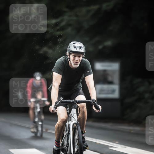 13.09.2026 - Stadtparktriathlon H.Heesch http://msf.ph/oto/10364166 13.09.2026 13:12:27 Radfahren 1205, 1241, 1257, 1271, 1413 meine-sportfotos.de