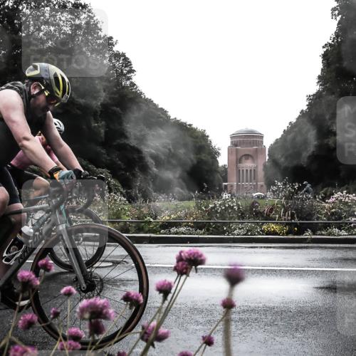 13.09.2026 - Stadtparktriathlon H.Heesch http://msf.ph/oto/10364190 13.09.2026 12:34:17 Radfahren 1029, 1043, 1096, 1104, 1141, 1145, 1170, 1187 meine-sportfotos.de