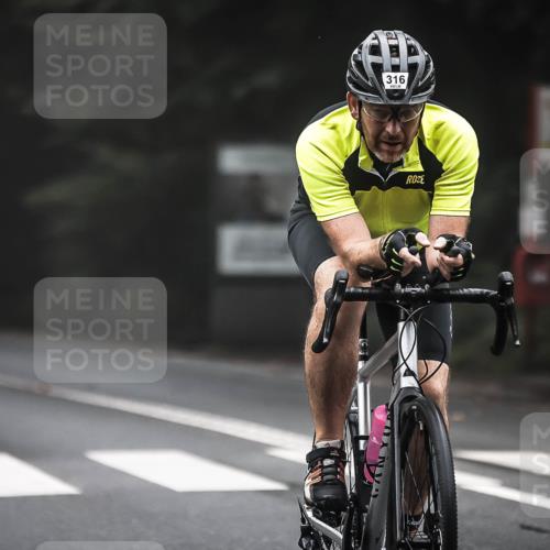 13.09.2026 - Stadtparktriathlon H.Heesch http://msf.ph/oto/10364227 13.09.2026 10:10:10 Radfahren 233, 243, 261, 277, 316 meine-sportfotos.de
