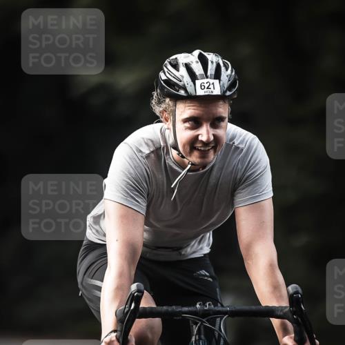 13.09.2026 - Stadtparktriathlon H.Heesch http://msf.ph/oto/10364245 13.09.2026 11:21:03 Radfahren 618, 621, 665, 741, 745, 781, 806 meine-sportfotos.de