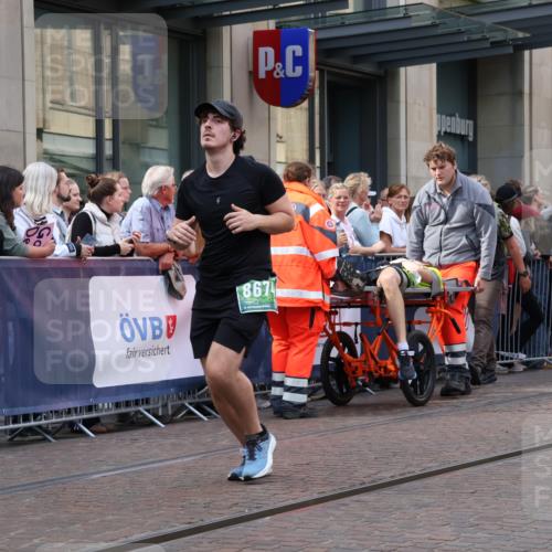 13.09.2026 - 21. swb-Marathon Bremen Strokosch-Dieckow http://msf.ph/oto/10364250 13.09.2026 13:37:09 Ziel 270, 391, 448, 869, 1180, 3323, 3333, 3627, 3804, 3823, 4155, 4300, 4433, 4628, 5388, 5612, 5738, 5791, 6032, 6804, 6904, 6911, 6947, 7003, 7074, 7571, 8380, 8439, 8553, 8674, 8748, 8753, 9441, 9701, 10062, 10106, 551, 843, 950, 1285, 1641, 1849, 1854, 1991, 2241, 2275, 2531, 2930, 3122, 3333, 3541, 3732, 3787, 3874, 3894, 3909, 3998, 4261, 4410, 4448, 4932, 4947, 5236, 5355, 5547, 5577, 6046, 6056, 6269, 6408, 6431, 6629, 6961, 7006, 7046, 8268, 8443, 9701 meine-sportfotos.de
