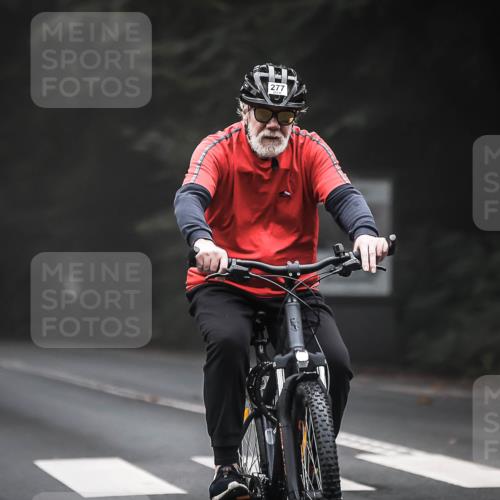 13.09.2026 - Stadtparktriathlon H.Heesch http://msf.ph/oto/10364251 13.09.2026 10:10:13 Radfahren 243, 261, 277, 316 meine-sportfotos.de