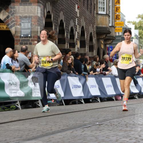 13.09.2026 - 21. swb-Marathon Bremen Strokosch-Dieckow http://msf.ph/oto/10364283 13.09.2026 10:59:33 Ziel 10415, 10427, 10492, 10668, 11086, 11125, 11301, 11302, 11500, 11913, 12118, 12200, 12267, 12297, 12537, 12541, 10236, 10355, 10669, 10928, 10929, 11056, 11089, 11194, 11419, 11501, 11594, 11803, 12138, 12480, 12527 meine-sportfotos.de