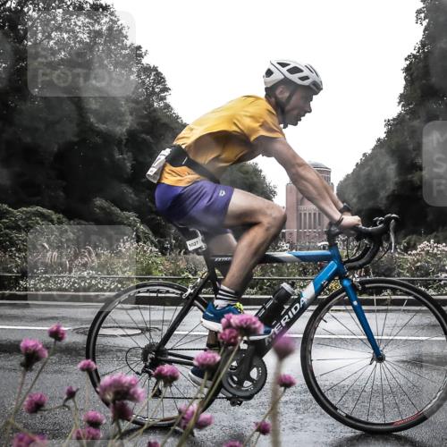 13.09.2026 - Stadtparktriathlon H.Heesch http://msf.ph/oto/10364288 13.09.2026 12:34:39 Radfahren 1027, 1106, 1167, 1224 meine-sportfotos.de