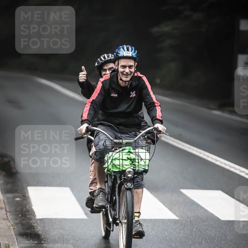 13.09.2026 - Stadtparktriathlon H.Heesch http://msf.ph/oto/10364331 13.09.2026 10:10:37 Radfahren 210, 309, 342 meine-sportfotos.de