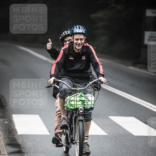 13.09.2026 - Stadtparktriathlon H.Heesch http://msf.ph/oto/10364339 13.09.2026 10:10:37 Radfahren 210, 309, 342 meine-sportfotos.de